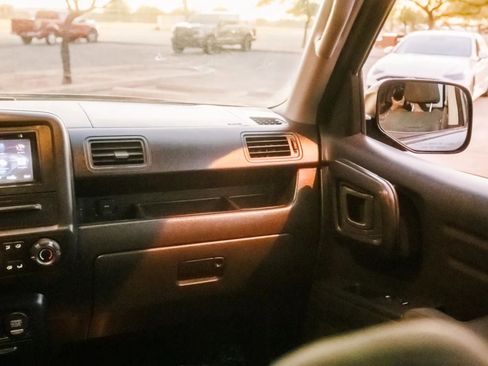 Used 2012 Honda Ridgeline Sport image 21