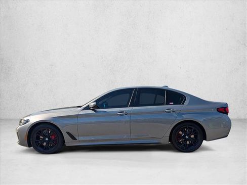 Used 2023 BMW 530i w/ M Sport Package image 9