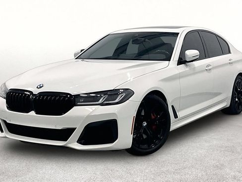 Used 2023 BMW 530i RWD image 11
