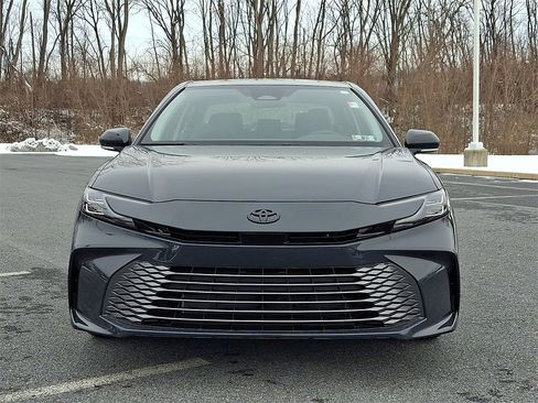 New 2026 Toyota Camry XLE image 2