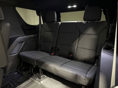 Used 2023 Chevrolet Tahoe Z71 w/ Luxury Package image 30