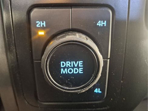 Used 2023 Ford F150 XLT AWD/4WD image 21