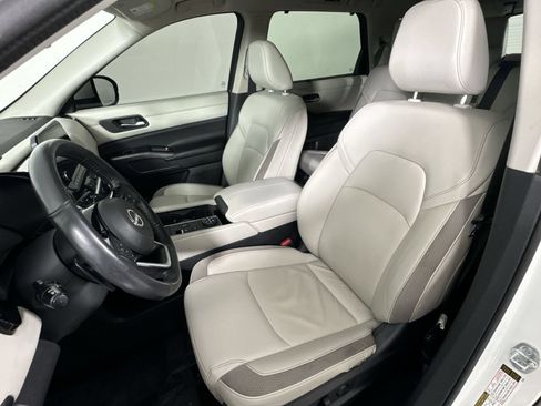 Used 2022 Nissan Pathfinder SL AWD/4WD image 20