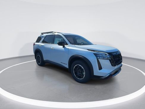 New 2026 Nissan Pathfinder Rock Creek image 2