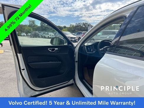 Certified 2025 Volvo XC60 T8 Core image 26