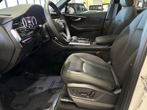 Used 2025 Audi Q7 3.0T Premium Plus w/ Premium Plus Package image 47