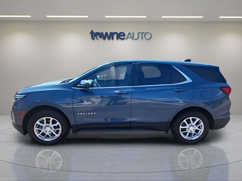 Used 2024 Chevrolet Equinox LT AWD/4WD image 2