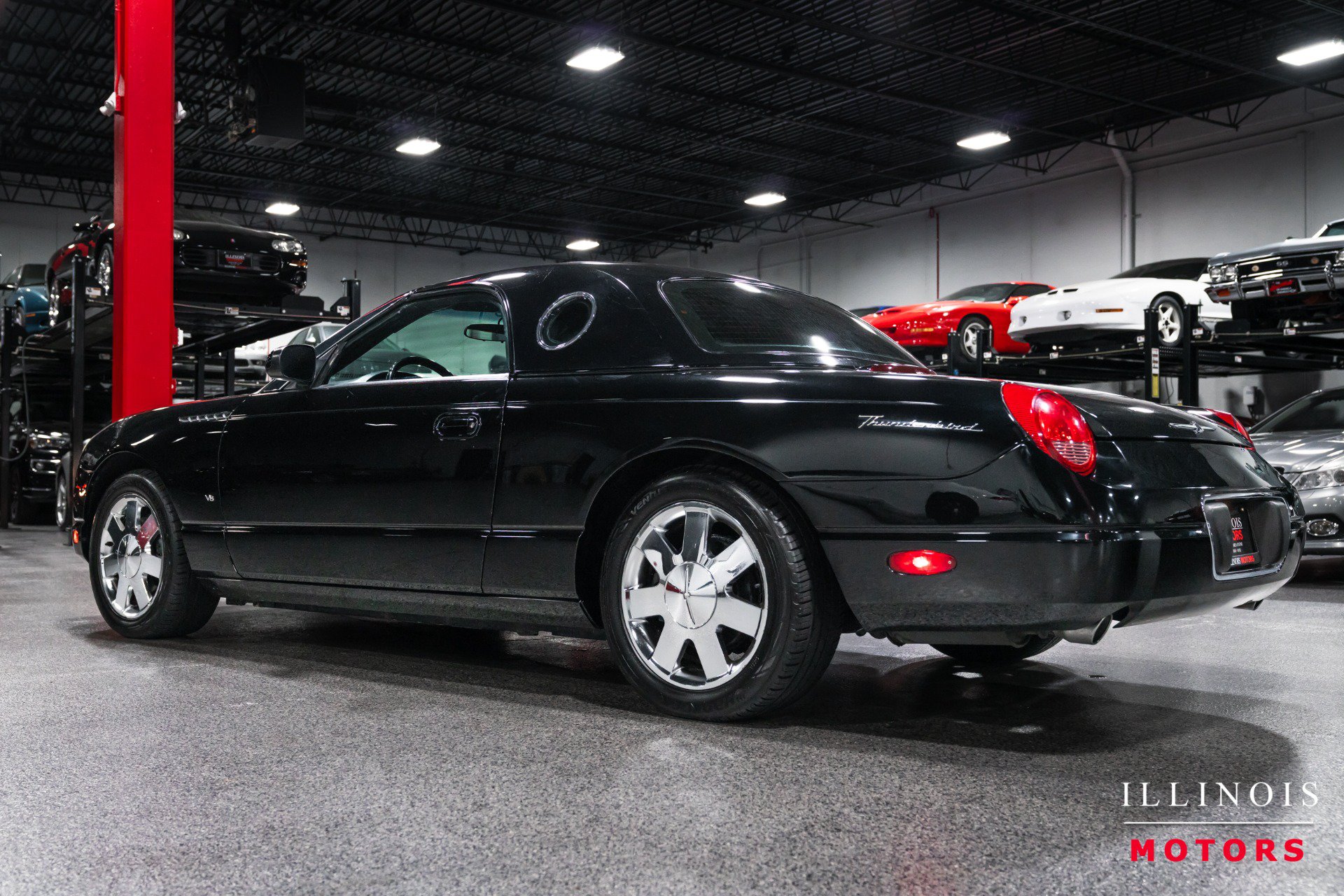 Used 2003 Ford Thunderbird RWD image 3