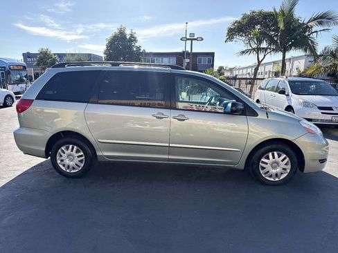 Used 2007 Toyota Sienna LE image 6