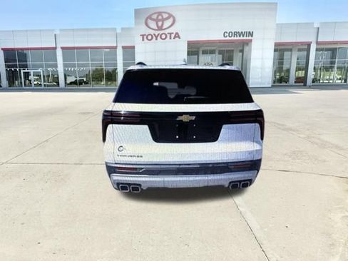 Used 2024 Chevrolet Traverse LT w/ LPO, Floor Liner Package FWD image 15