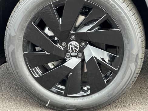 New 2026 Volkswagen Atlas SE AWD/4WD image 24