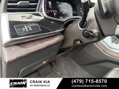 Used 2021 Audi Q8 Prestige w/ Prestige Package image 11