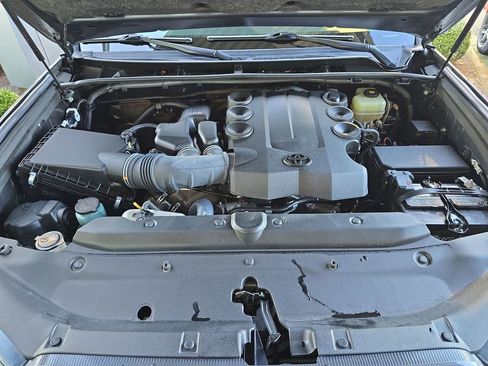 Used 2020 Toyota 4Runner TRD Off-Road Premium w/ Moonroof Package image 34