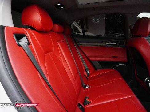 Used 2020 Alfa Romeo Stelvio Ti image 37