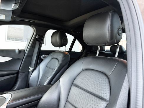 Used 2020 Mercedes-Benz C 300 Sedan w/ Premium Package image 22
