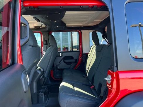 Certified 2025 Jeep Wrangler Sport S image 21