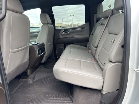 Used 2022 Chevrolet Silverado 1500 LTZ image 18