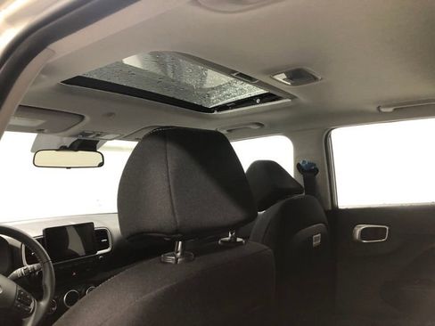 New 2026 Hyundai Venue SEL image 18