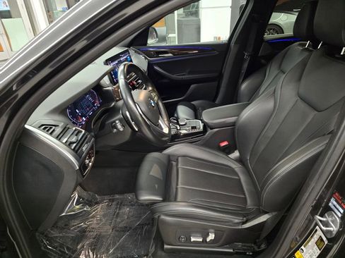 Used 2023 BMW X4 xDrive30i w/ Parking Assistance Package image 15