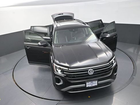 New 2026 Volkswagen Atlas Peak Edition AWD/4WD image 30