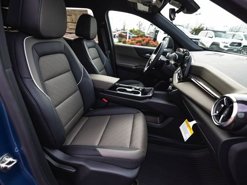 New 2026 Chevrolet Equinox LT w/ Convenience Package II image 21