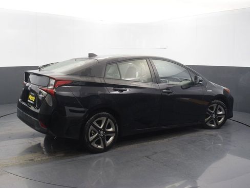 Used 2020 Toyota Prius XLE image 4