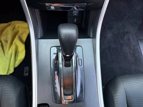 Used 2014 Honda Accord LX image 34