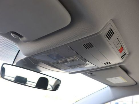 Used 2025 Volkswagen Jetta S image 22