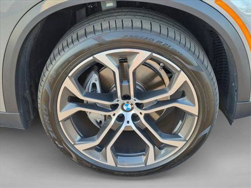 Used 2025 BMW X5 sDrive40i w/ Premium Package RWD image 22