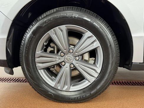 Used 2020 Acura MDX SH-AWD image 8