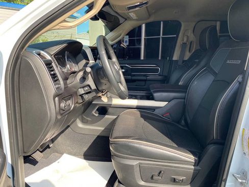 Used 2022 RAM 2500 Laramie AWD/4WD image 10