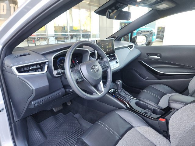 Used 2024 Toyota Corolla XSE FWD image 16