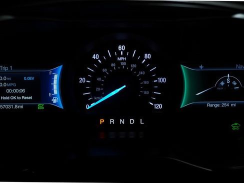 Used 2019 Ford Fusion SE image 24