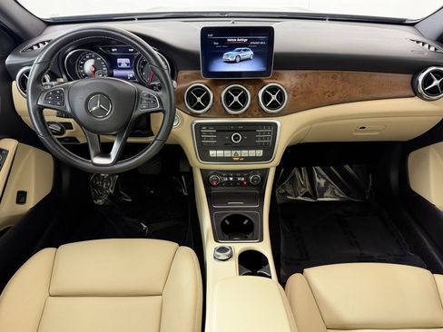 Used 2020 Mercedes-Benz GLA 250 image 25