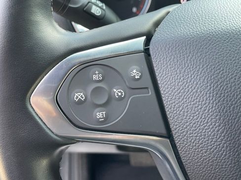 Used 2023 Chevrolet Traverse LT AWD/4WD image 31
