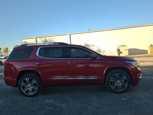 Used 2019 GMC Acadia Denali w/ Technology Package image 3