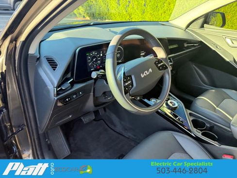Used 2023 Kia Niro Wind image 18