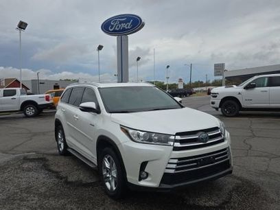 Used 2019 Toyota Highlander Limited w/ Protection Package #3