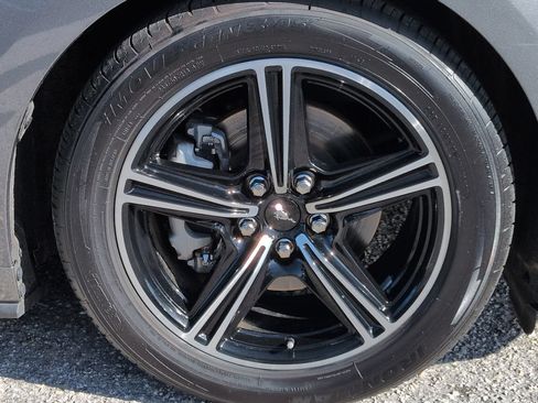 Used 2025 Ford Mustang Premium RWD image 11