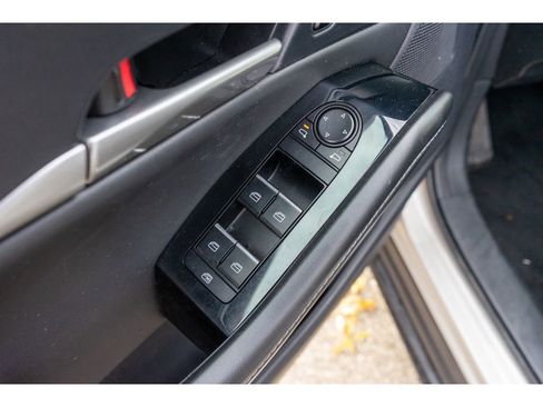 Used 2024 MAZDA CX-30 AWD 2.5 S w/ Select Sport Pkg image 9