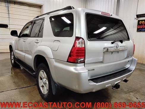 Used 2006 Toyota 4Runner Sport AWD/4WD image 6