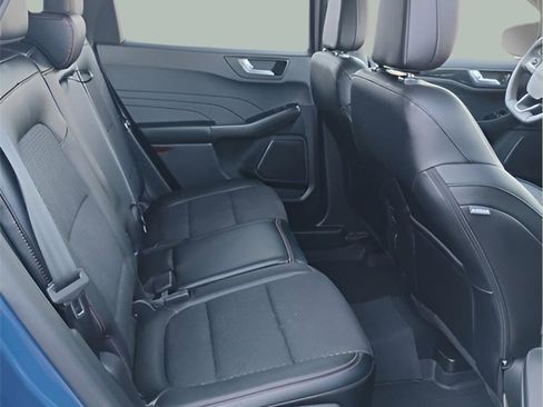 Certified 2023 Ford Escape ST-Line w/ Tech Pack #1 image 18