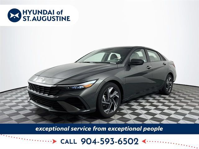 Certified 2025 Hyundai Elantra Sport FWD image 1