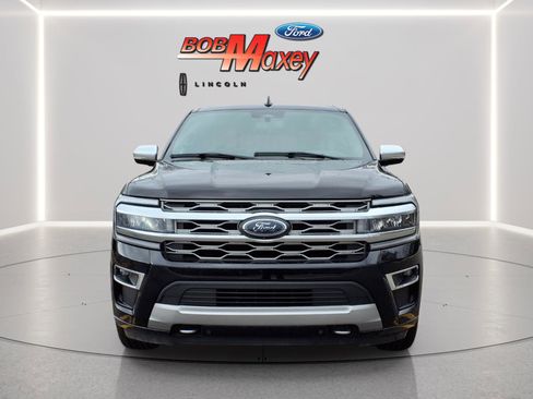 Used 2023 Ford Expedition Max Platinum AWD/4WD image 2