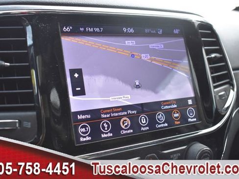 Used 2019 Jeep Grand Cherokee Limited w/ Luxury Group II RWD image 38