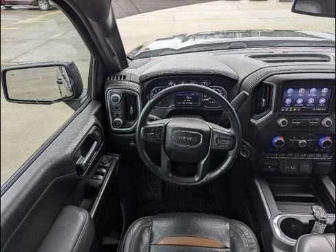 Used 2020 GMC Sierra 1500 AT4 w/ Driver Alert Package I image 3