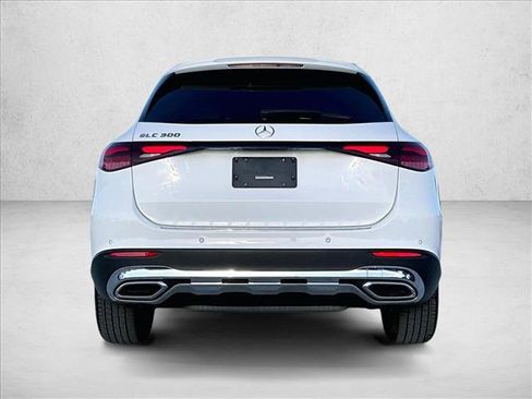 Certified 2023 Mercedes-Benz GLC 300 image 4