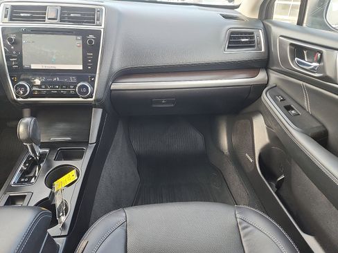 Used 2018 Subaru Legacy 2.5i Limited image 11