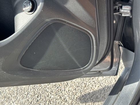 Used 2023 Buick Encore GX Select w/ Sport Touring Package image 35