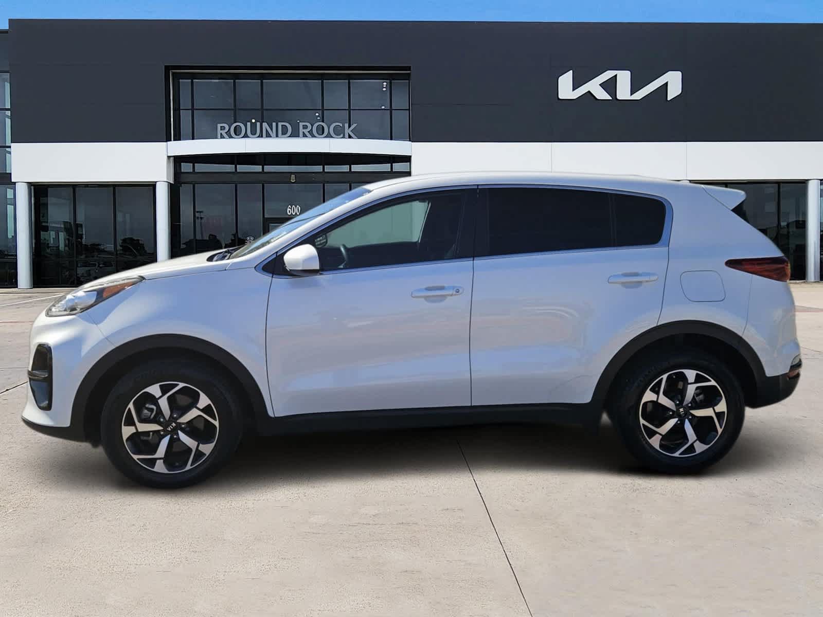 Certified 2022 Kia Sportage LX FWD image 4